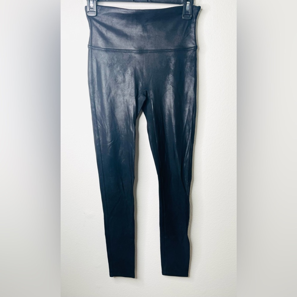 SPANX Faux Leather Leggings in Black Size L - Picture 5 of 5